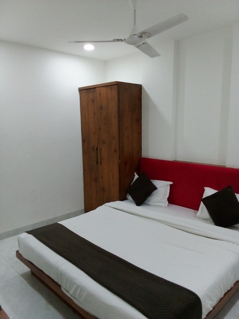 Imagen de la habitación del Hotel Suraj, Indore. Foto 8