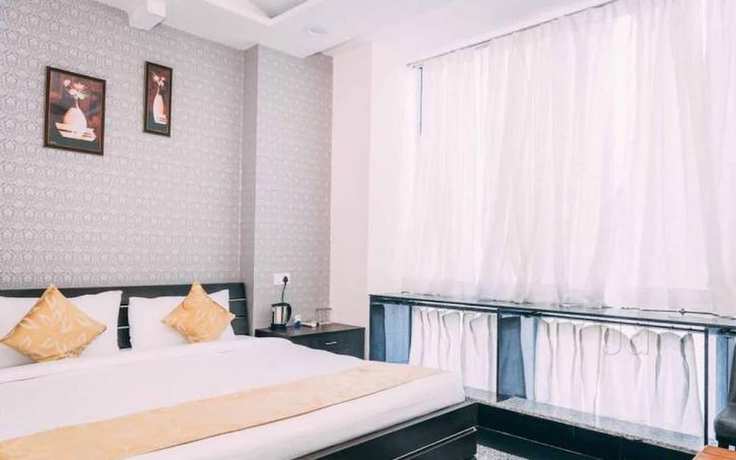 Imagen de la habitación del Hotel Suraj Palace, Bhopal. Foto 7