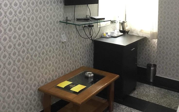 Imagen de la habitación del Hotel Suraj Palace, Bhopal. Foto 14