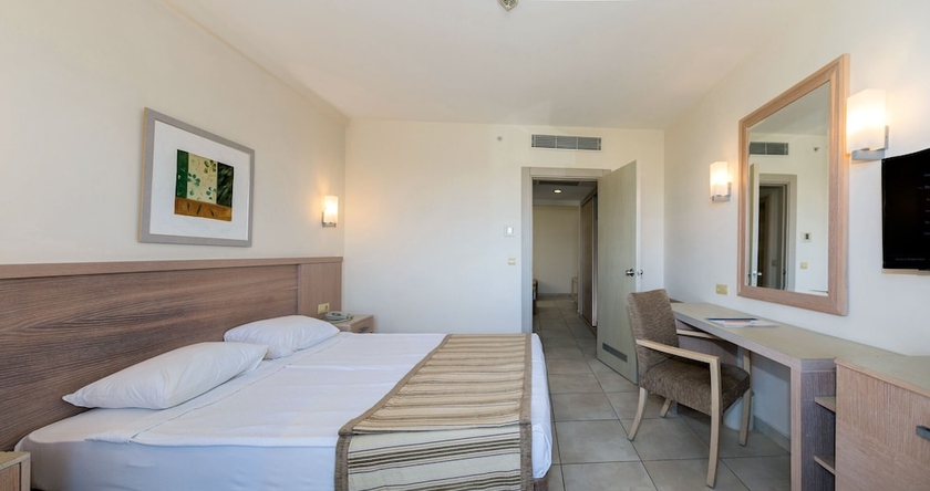 Imagen de la habitación del Hotel Sural Resort - All Inclusive. Foto 6