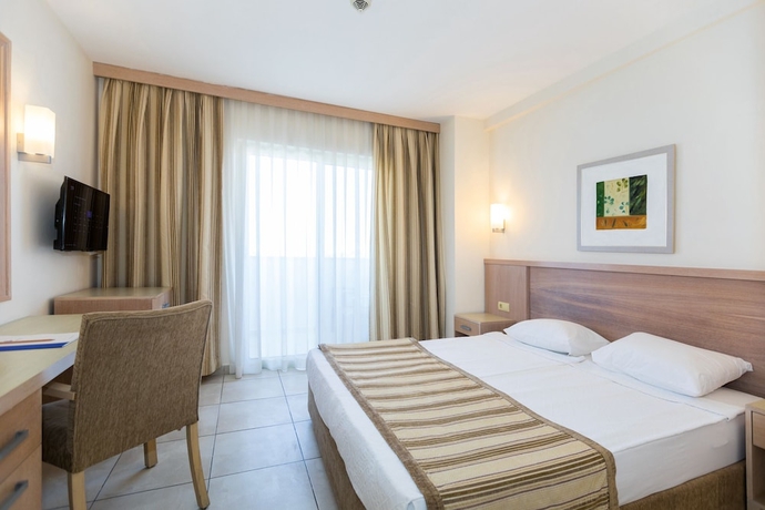 Imagen de la habitación del Hotel Sural Resort - All Inclusive. Foto 7