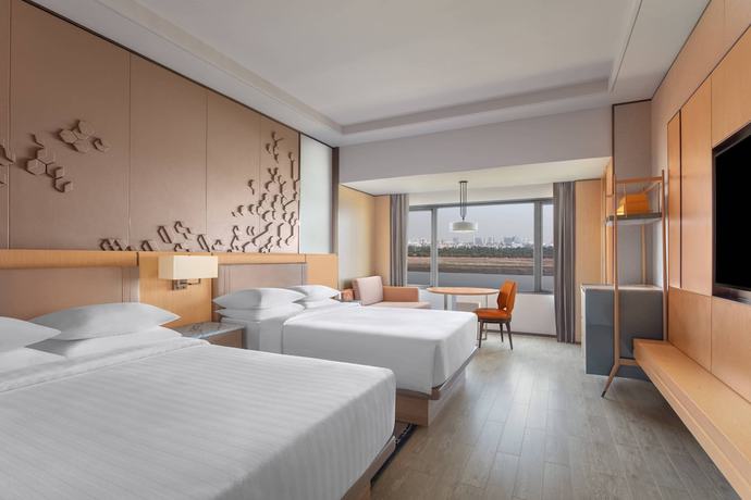 Imagen de la habitación del Hotel Surat Marriott. Foto 11