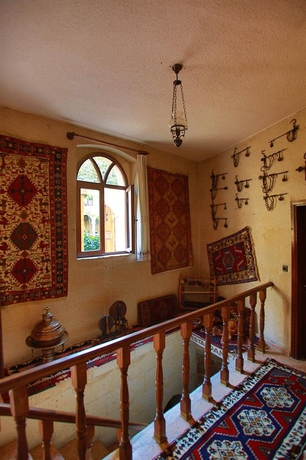 Imagen de los interiores del Hotel Surban - Special Class. Foto 6