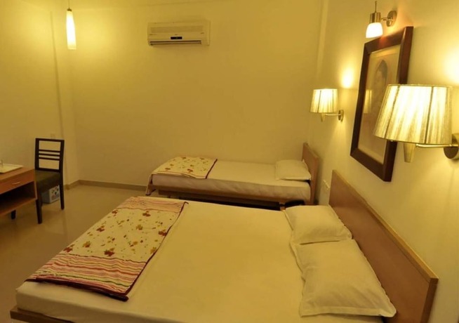 Imagen de la habitación del Hotel Surbhi. Foto 17