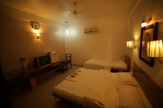 Imagen de la habitación del Hotel Surbhi. Foto 18