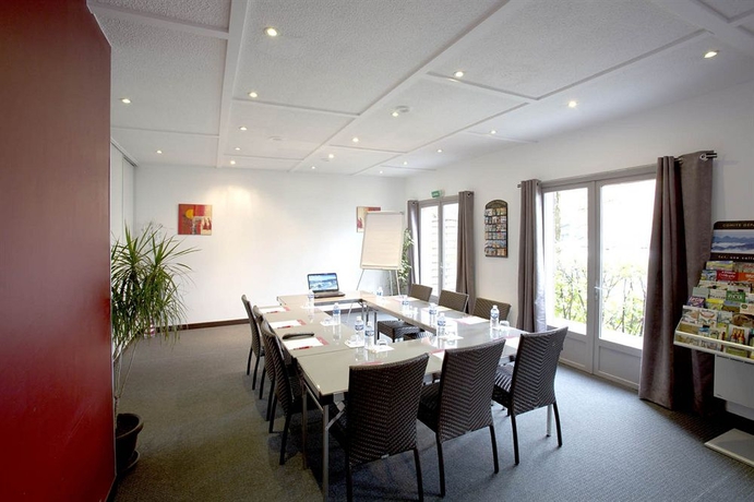 Imagen de los interiores del Hotel Sure By Best Western Biarritz Aeroport. Foto 12