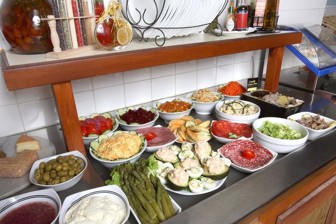 Imagen del bar/restaurante del Hotel Sure By Best Western Calais Coquelles Tunnel S/ Manche. Foto 2