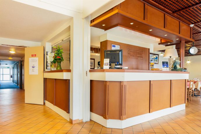 Imagen de los interiores del Hotel Sure By Best Western Calais Coquelles Tunnel S/ Manche. Foto 9