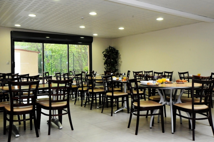 Imagen del bar/restaurante del Hotel Sure By Best Western Reims Nord. Foto 2