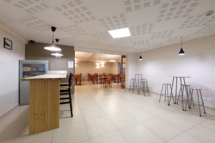 Imagen del bar/restaurante del Hotel Sure By Best Western Reims Nord. Foto 5