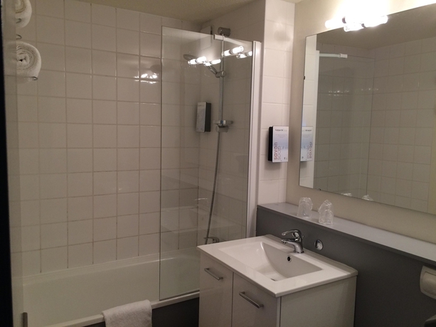 Imagen de la habitación del Hotel Sure By Best Western Rochefort-sur-mer. Foto 2