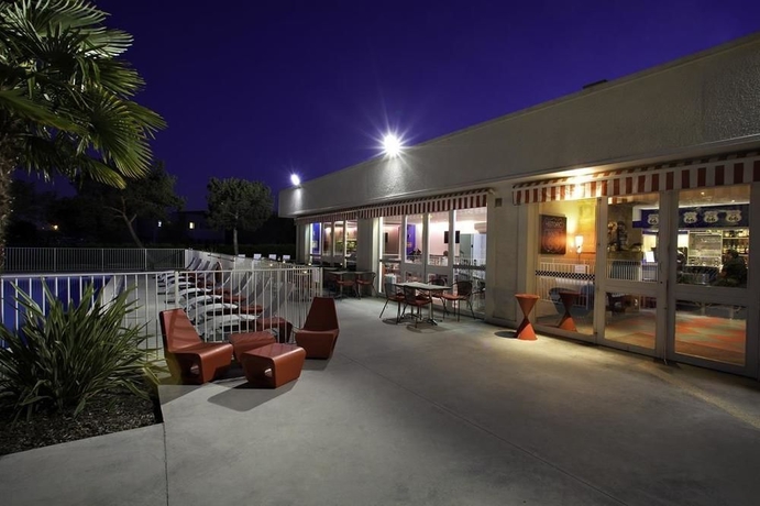 Imagen general del Hotel Sure Hotel by Best Western Bordeaux Aéroport. Foto 2