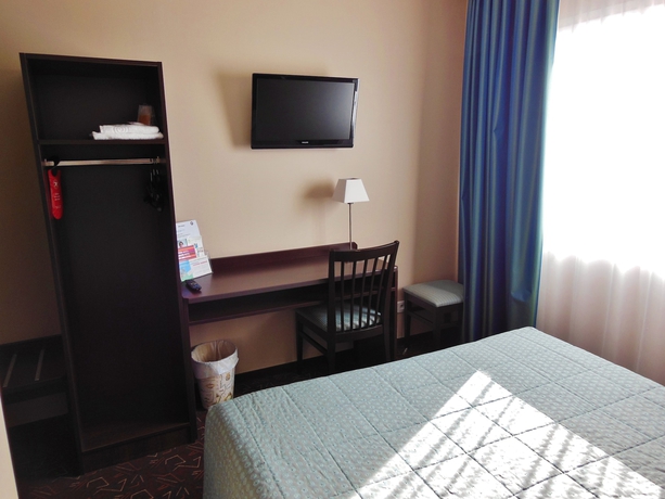 Imagen de la habitación del Hotel Sure Hotel by Best Western Caen Mémorial. Foto 12