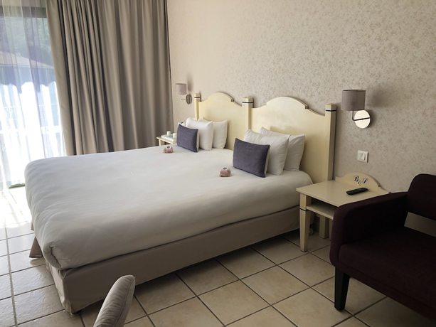 Imagen de la habitación del Hotel Sure Hotel by Best Western Gemenos en Provence. Foto 11