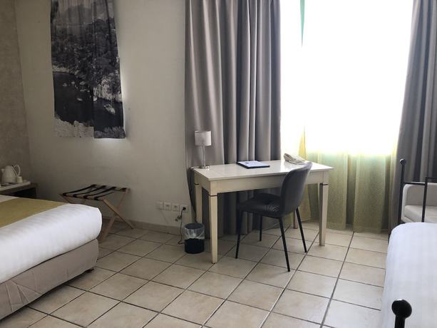 Imagen de la habitación del Hotel Sure Hotel by Best Western Gemenos en Provence. Foto 13
