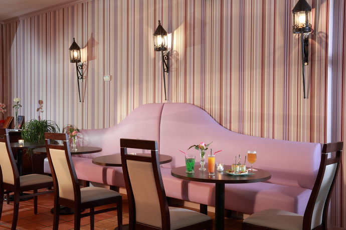 Imagen de los interiores del Hotel Sure Hotel by Best Western Saint-Quentin Ouest. Foto 14