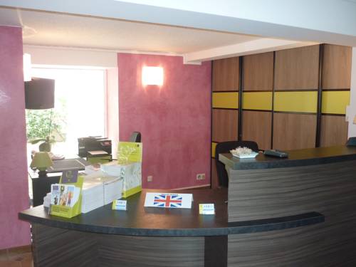 Imagen general del Hotel Sure Hotel by Best Western Saintes. Foto 1