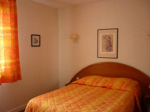 Imagen de la habitación del Hotel Sure Hotel by Best Western Saintes. Foto 2