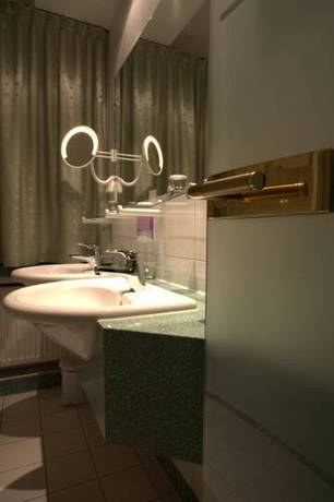 Imagen de la habitación del Hotel Sure Hotel by Best Western Wilhelmshaven City. Foto 9