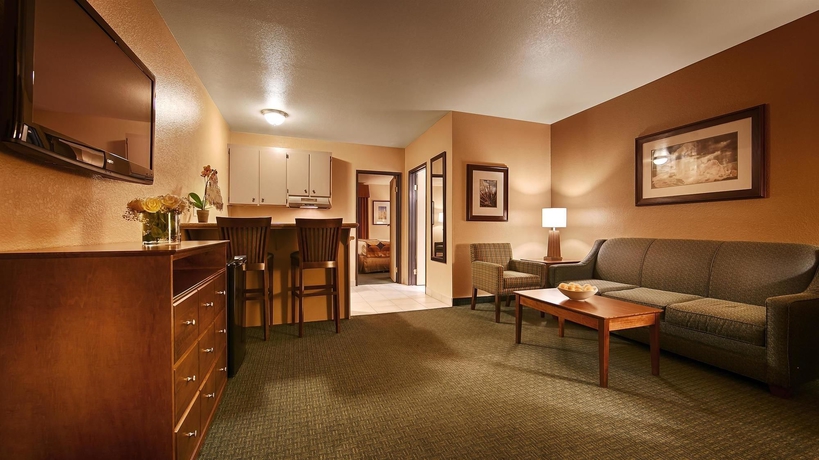 Imagen de la habitación del Hotel Sure Stay Plus By Best Western Twentynine Palms Joshua Tree. Foto 13