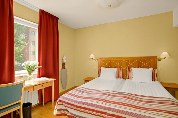 Imagen de la habitación del Hotel Sure Studio By Best Western Esplanade. Foto 3