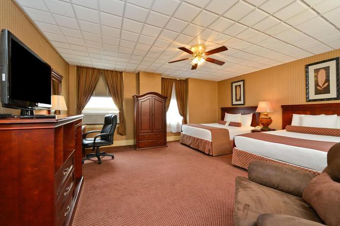 Imagen de la habitación del Hotel SureStay Collection by Best Western Genetti. Foto 4
