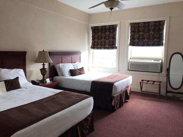 Imagen de la habitación del Hotel SureStay Collection by Best Western Genetti. Foto 7