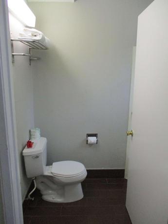 Imagen de la habitación del Hotel SureStay Hotel by Best Western Beverly Hills West. Foto 7