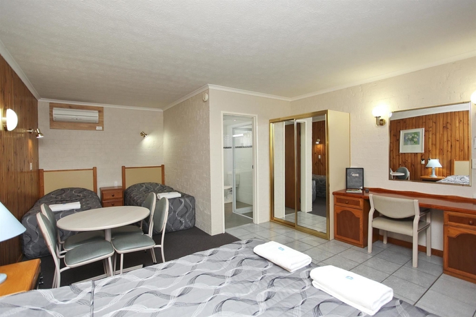 Imagen de la habitación del Hotel SureStay Hotel by Best Western Blue Diamond Motor Inn. Foto 4