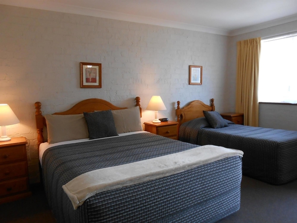 Imagen de la habitación del Hotel SureStay Hotel by Best Western Blue Diamond Motor Inn. Foto 8