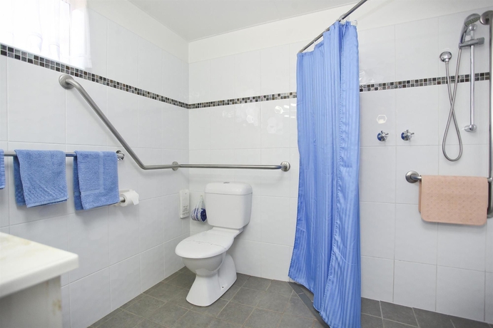 Imagen de la habitación del Hotel SureStay Hotel by Best Western Blue Diamond Motor Inn. Foto 13