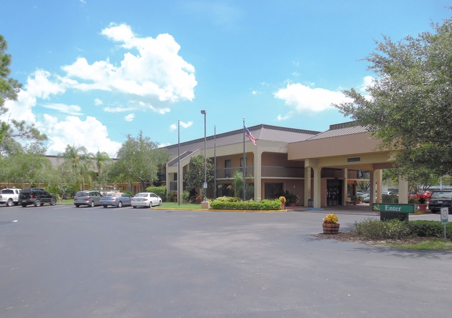 Imagen general del Hotel SureStay Hotel by Best Western St. Pete Clearwater Airport. Foto 3
