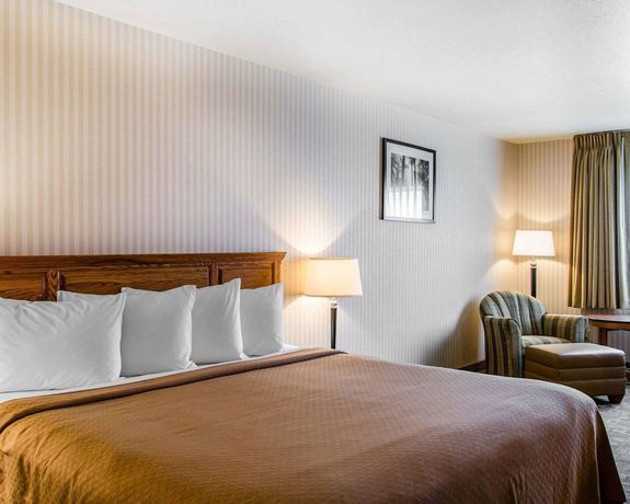 Imagen de la habitación del Hotel SureStay Plus By Best Western Rexburg. Foto 11
