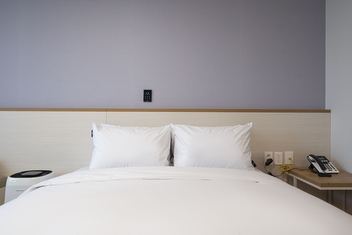 Imagen de la habitación del Hotel SureStay Plus Hotel By Best Western Asan. Foto 18