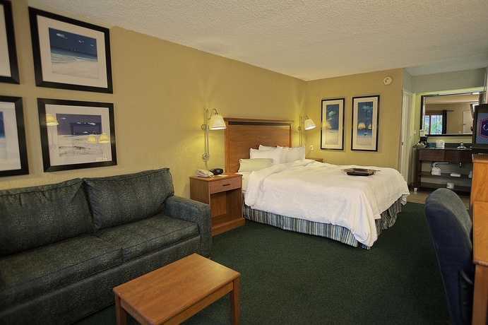Imagen de la habitación del Hotel SureStay Plus Hotel by Best Western Clearwater Central. Foto 7
