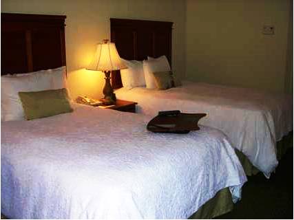 Imagen de la habitación del Hotel SureStay Plus Hotel by Best Western Norman. Foto 6