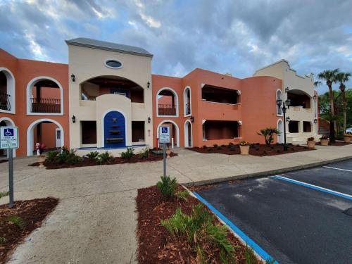 Imagen general del Hotel SureStay Plus Hotel by Best Western The Villages. Foto 4