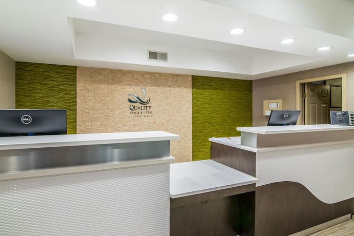 Imagen de los interiores del Hotel SureStay Plus by Best Western Alamogordo White Sands. Foto 18