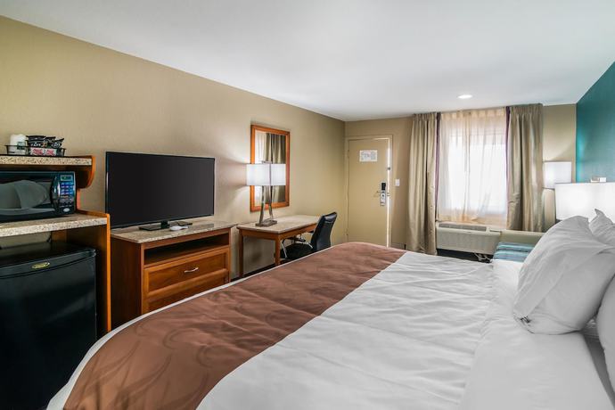 Imagen de la habitación del Hotel SureStay Plus by Best Western Alamogordo White Sands. Foto 14