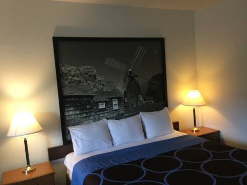 Imagen de la habitación del Hotel SureStay Plus by Best Western Highland Poughkeepsie. Foto 5
