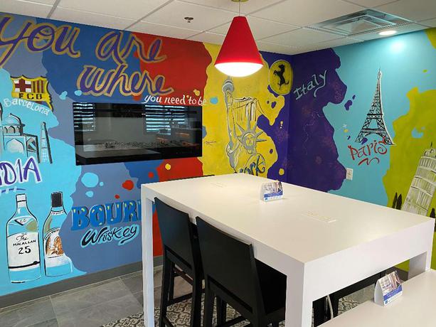 Imagen de los interiores del Hotel SureStay Plus by Best Western Louisville Airport Expo. Foto 18