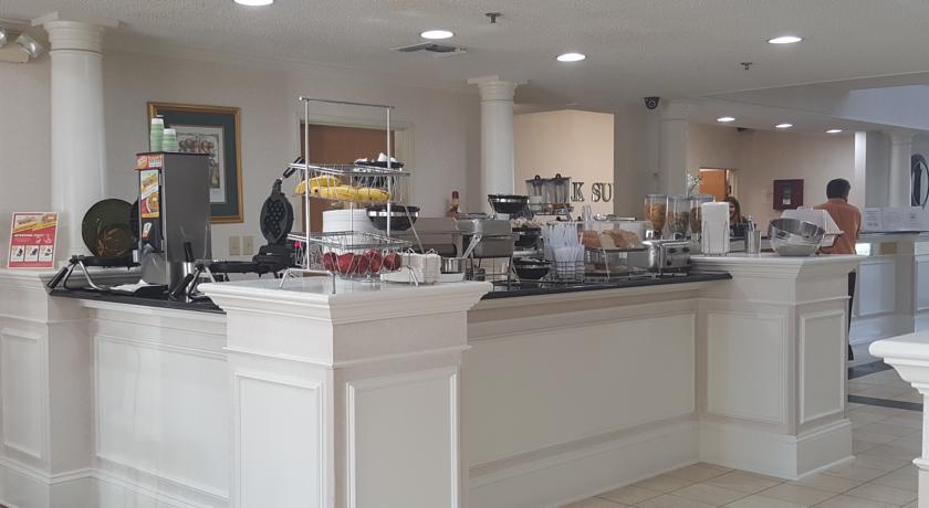 Imagen general del Hotel SureStay Plus by Best Western Plano. Foto 10