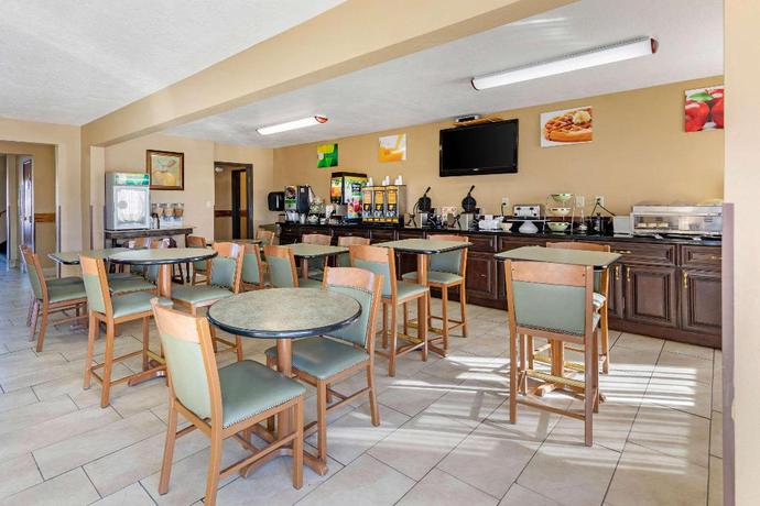 Imagen del bar/restaurante del Hotel SureStay Plus by Best Western Silver City. Foto 4