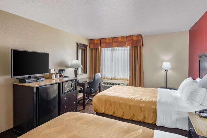 Imagen de la habitación del Hotel SureStay Plus by Best Western Silver City. Foto 13