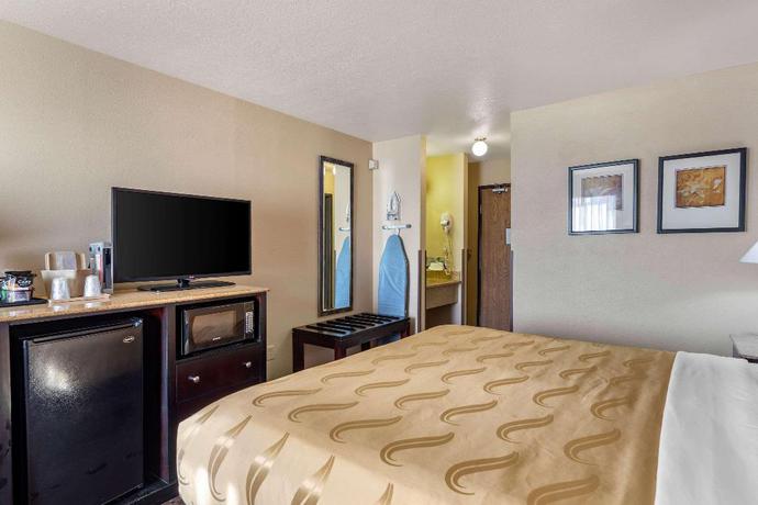 Imagen de la habitación del Hotel SureStay Plus by Best Western Silver City. Foto 14
