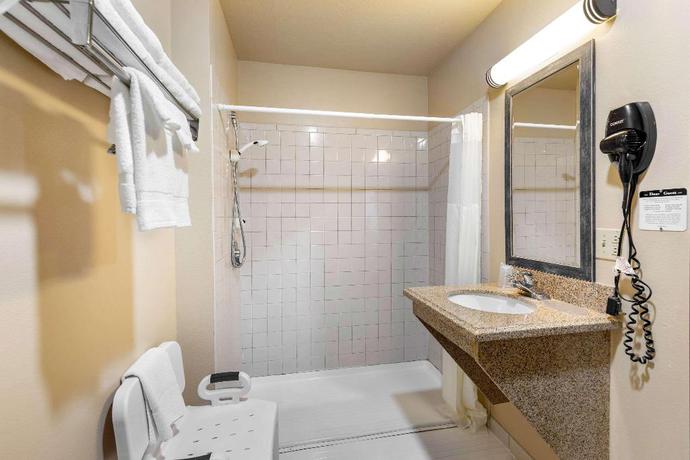 Imagen de la habitación del Hotel SureStay Plus by Best Western Silver City. Foto 16