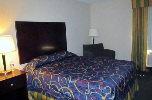 Imagen de la habitación del Hotel SureStay Plus by Best Western St. James Donaldsonville. Foto 3