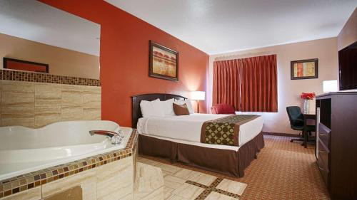 Imagen general del Hotel SureStay Plus by Best Western Topeka Northwest. Foto 4