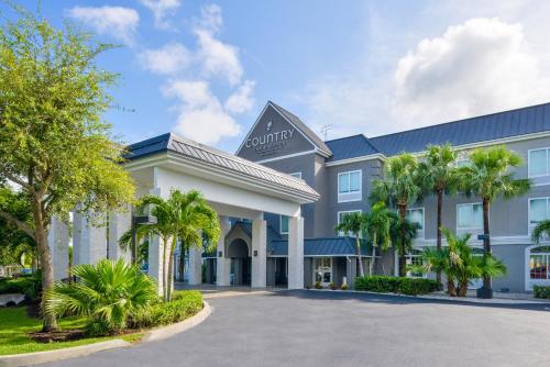 Imagen general del Hotel SureStay Plus by Best Western Vero Beach. Foto 4