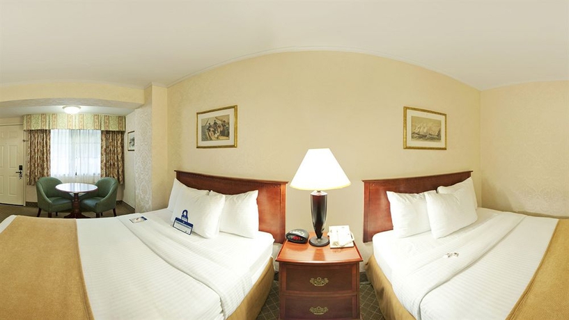 Imagen de la habitación del Hotel SureStay Plus by Best Western Woodbury Inn. Foto 6